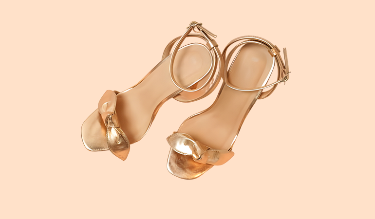 How Climate Shapes the Shoes You Should Be Wearing